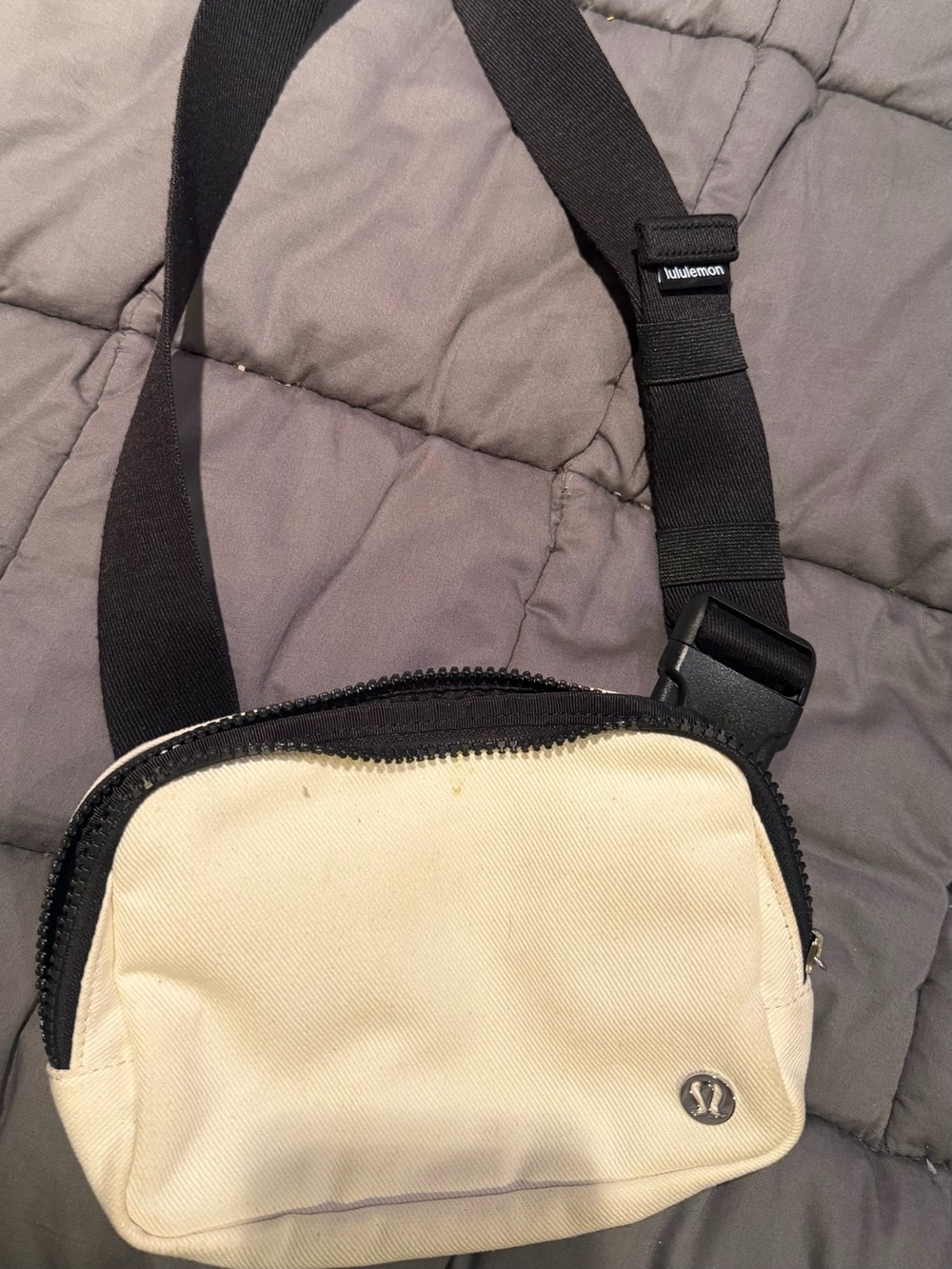 lululemon athletica Cream and Black Crossbody Belt Bag